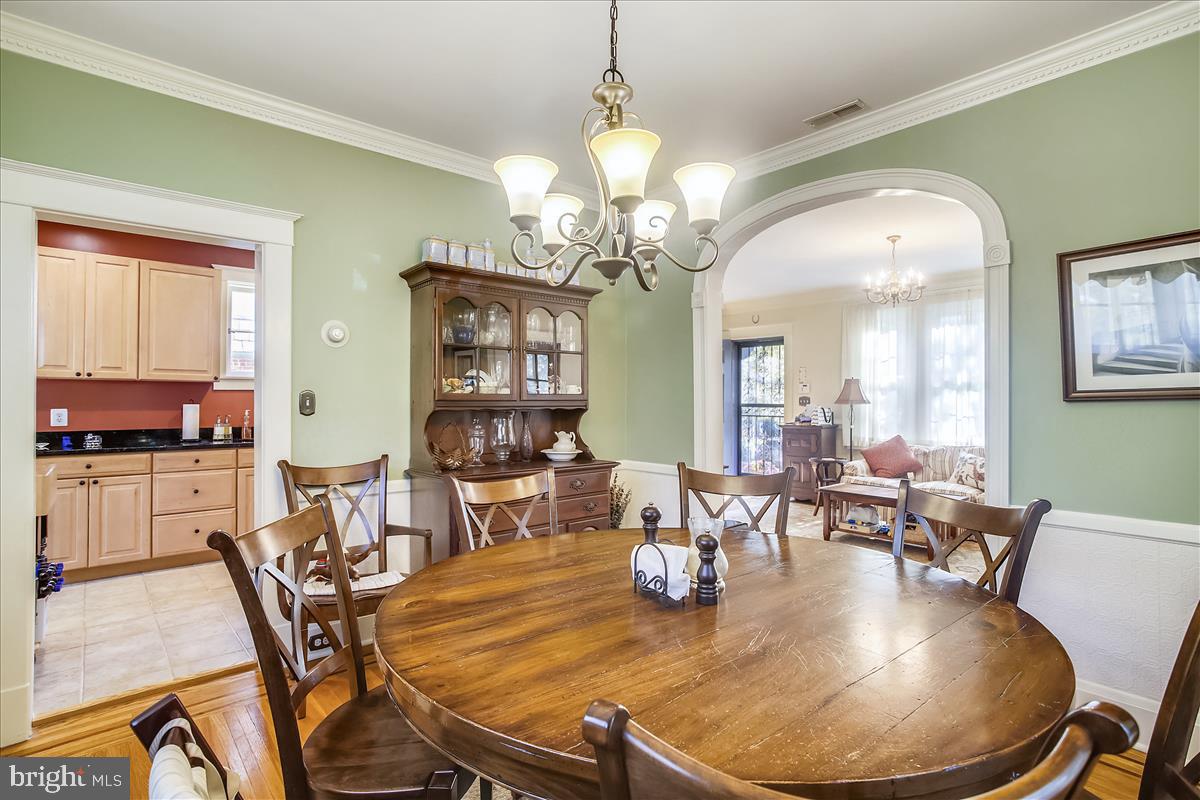 409 Westgate Road Baltimore, MD 21229 - Photo 11 of 30