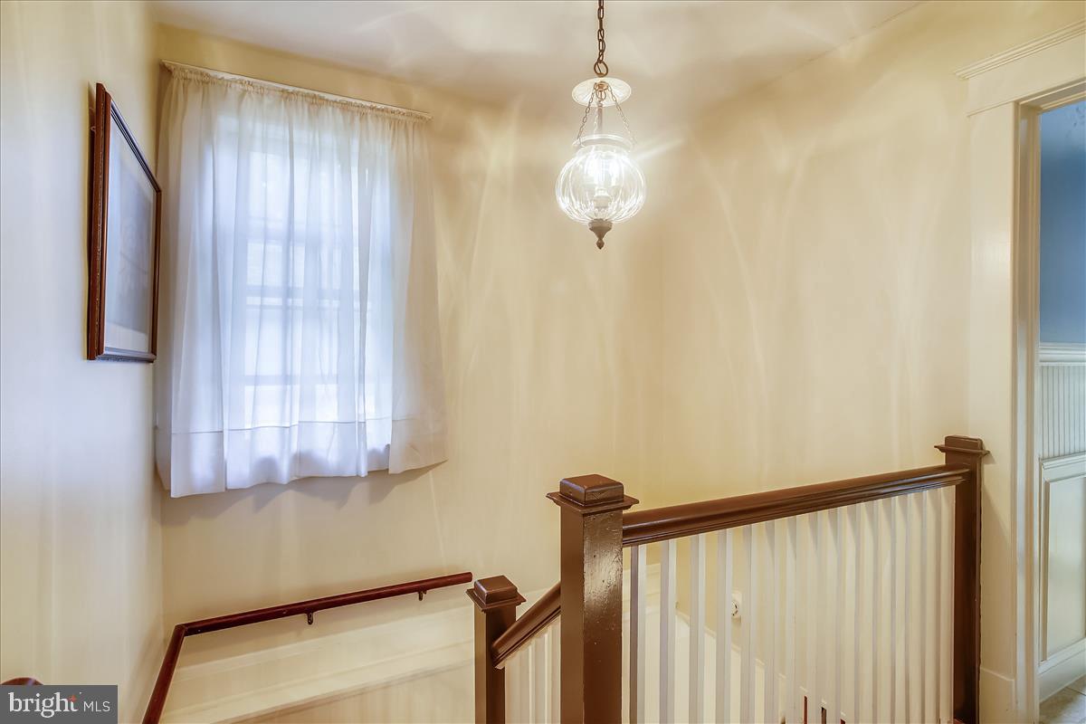 409 Westgate Road Baltimore, MD 21229 - Photo 18 of 30