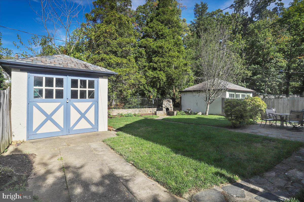 409 Westgate Road Baltimore, MD 21229 - Photo 4 of 30