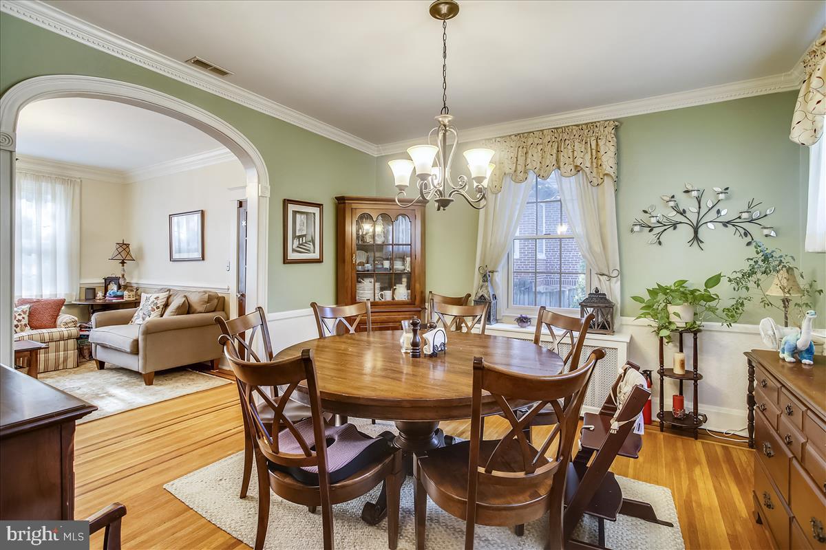 409 Westgate Road Baltimore, MD 21229 - Photo 9 of 30