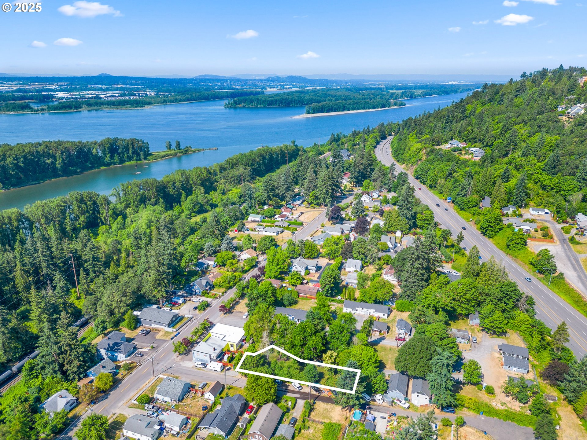 2311 Southwest 6th Avenue, Unit D2 Camas, WA 98607 - Photo 9 of 14
