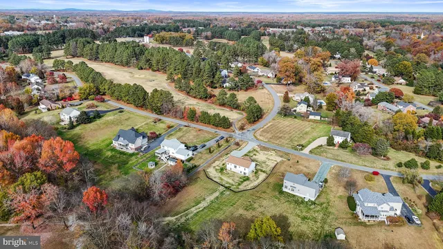 $465,000 | 111 Fairway Drive, Louisa, VA 23093