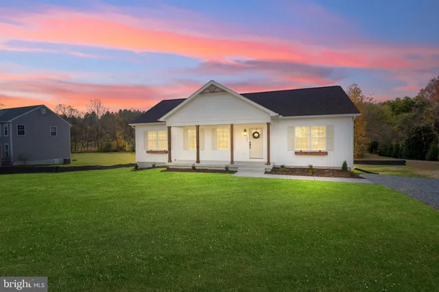 $465,000 | 111 Fairway Drive, Louisa, VA 23093