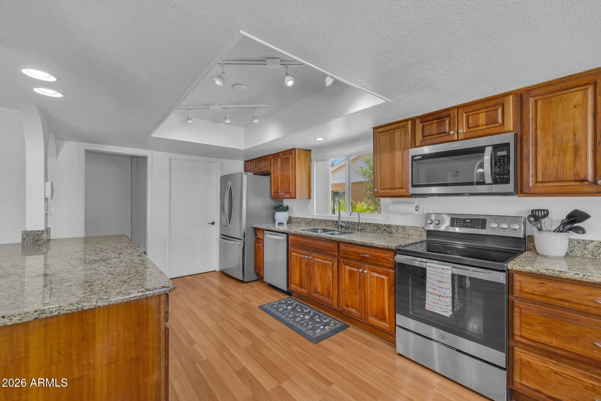 4910 East Presidio Road Scottsdale, AZ 85254 - Photo 20 of 57 Expansive Kitchen