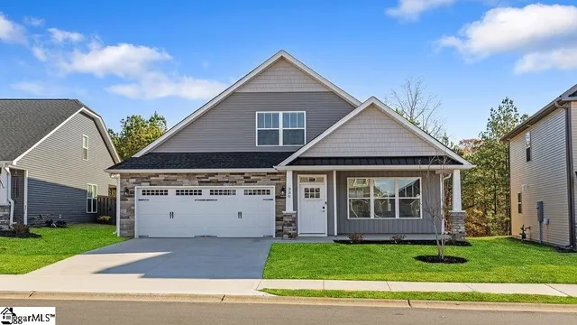 $359,900 | 330 River Trce Loop, Simpsonville, SC 29680