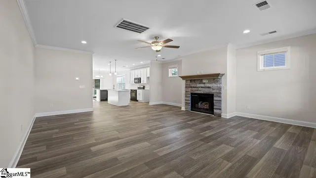 $359,900 | 330 River Trce Loop, Simpsonville, SC 29680