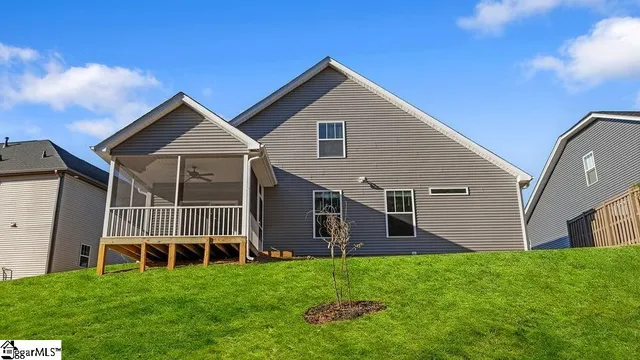 $359,900 | 330 River Trce Loop, Simpsonville, SC 29680