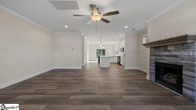 $359,900 | 330 River Trce Loop, Simpsonville, SC 29680