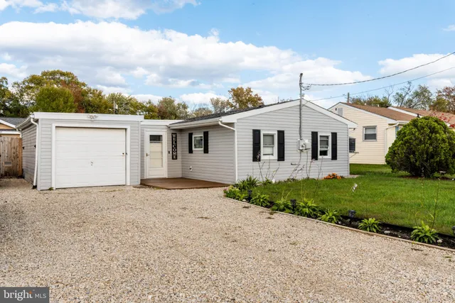 $299,000 | 304 West Cala Breeze Way, Little Egg Harbor, NJ 08087