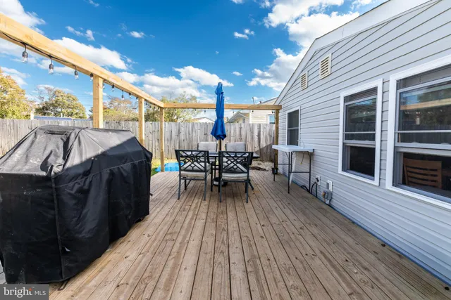 $299,000 | 304 West Cala Breeze Way, Little Egg Harbor, NJ 08087