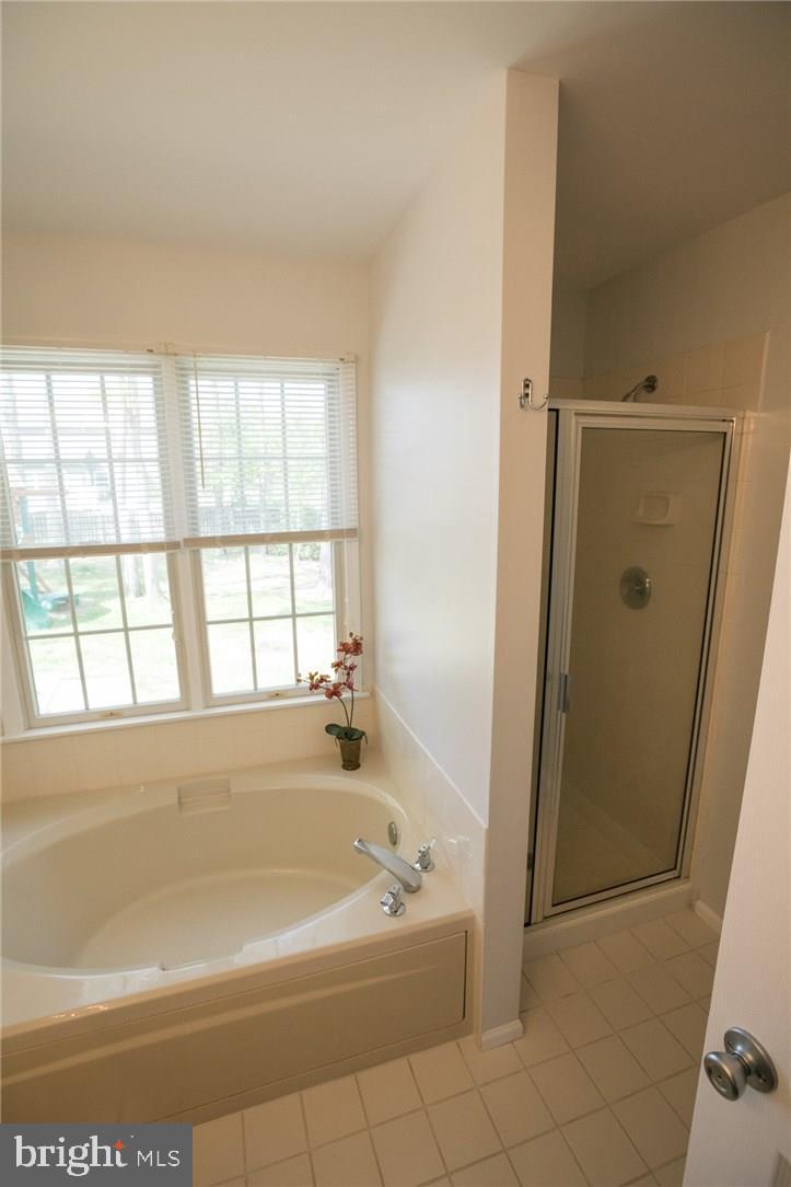 196 Compass Road Manahawkin, NJ 08050 - Photo 24 of 34