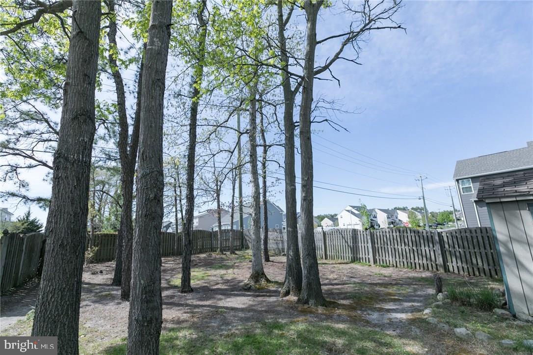 196 Compass Road Manahawkin, NJ 08050 - Photo 28 of 34