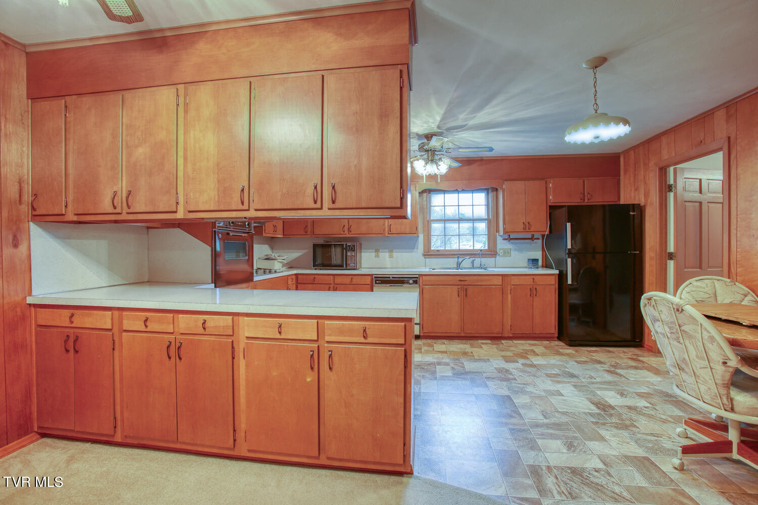 344 Hidden Valley Road Kingsport, TN 37663 - Photo 50 of 107 BG. 344 Hidden Valley MLSb (11 of 58)