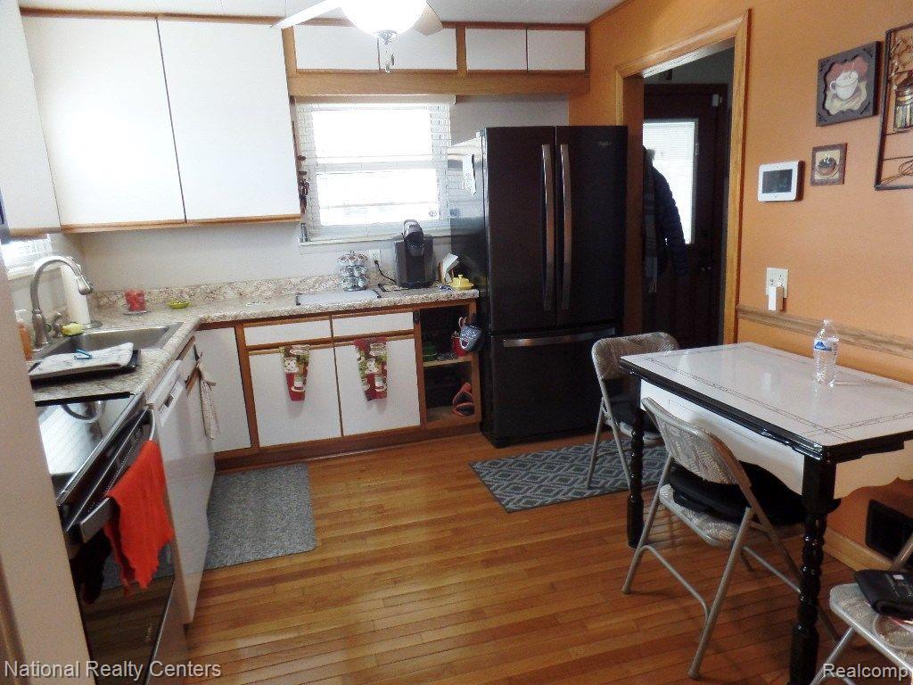 5877 Gotfredson Road Plymouth, MI 48170 - Photo 18 of 31 Gallery Image 18