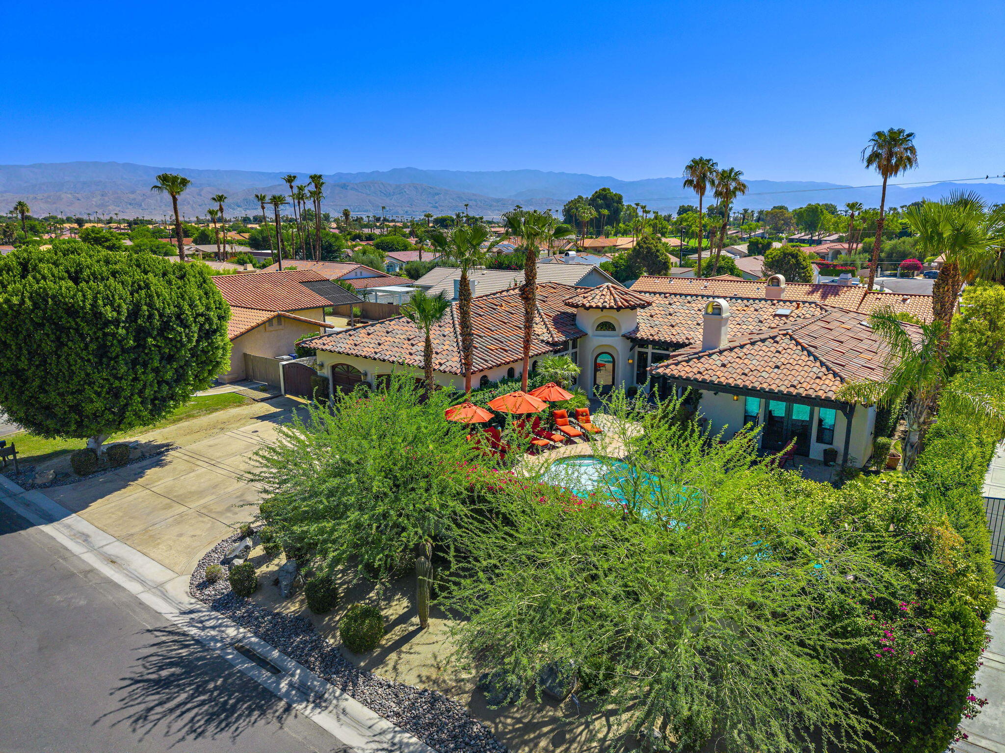 42590 Sandy Bay Road Bermuda Dunes, CA 92203 - Photo 43 of 45 a view of a table and chairs in the terrace