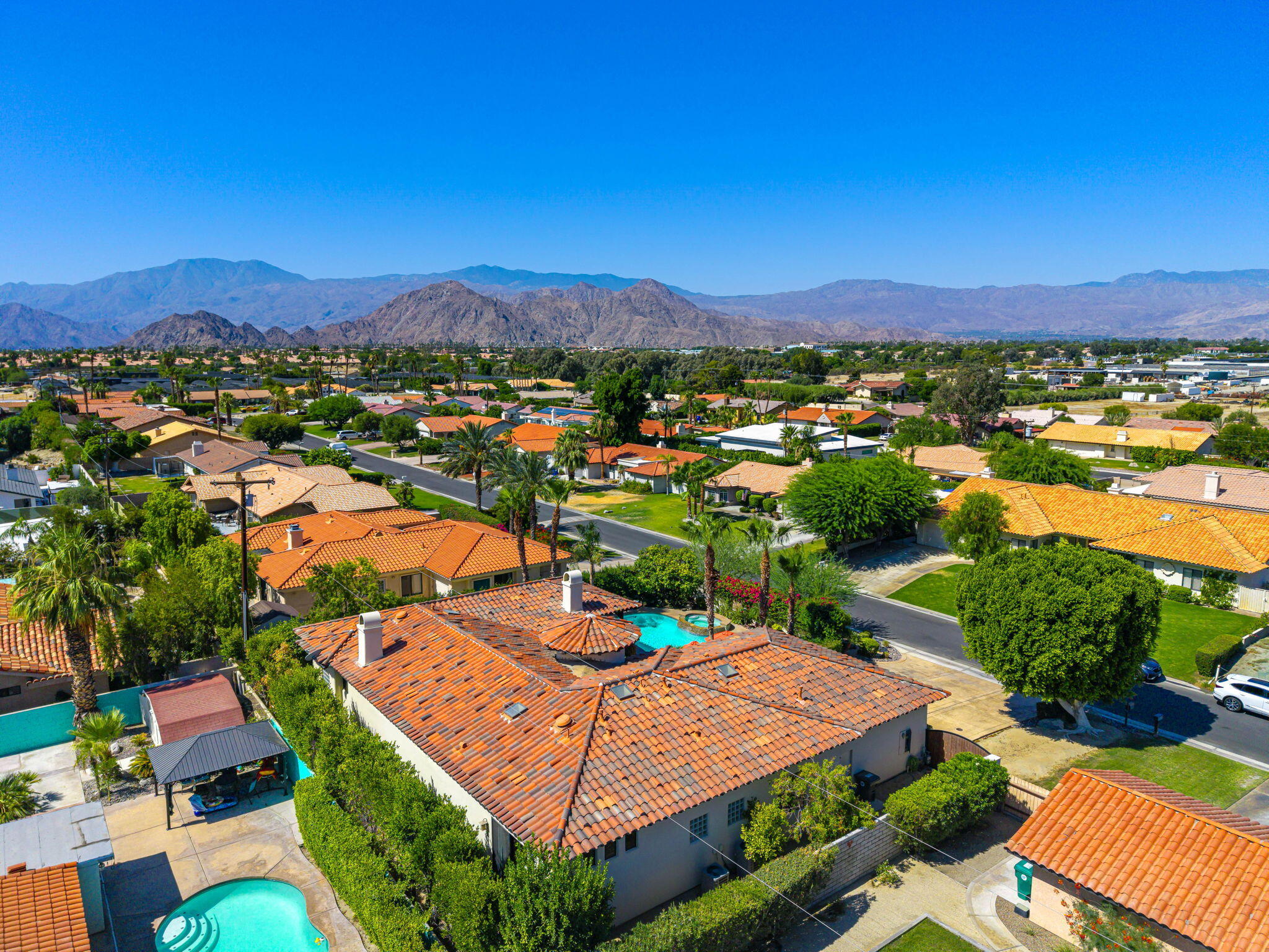 42590 Sandy Bay Road Bermuda Dunes, CA 92203 - Photo 44 of 45 an aerial view of residential houses with outdoor space