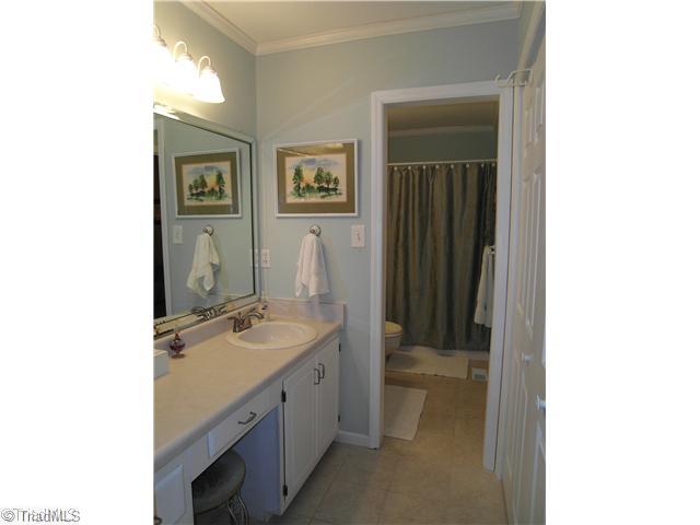 Master Bath/Spa.