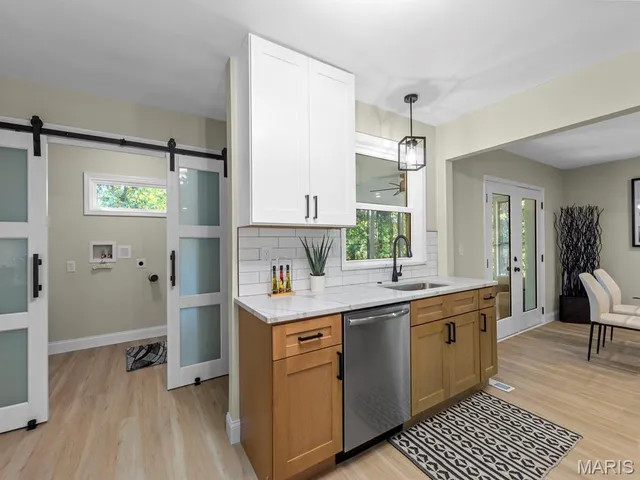 $629,000 | 18 Oak Forest Drive, St. Charles, MO 63303