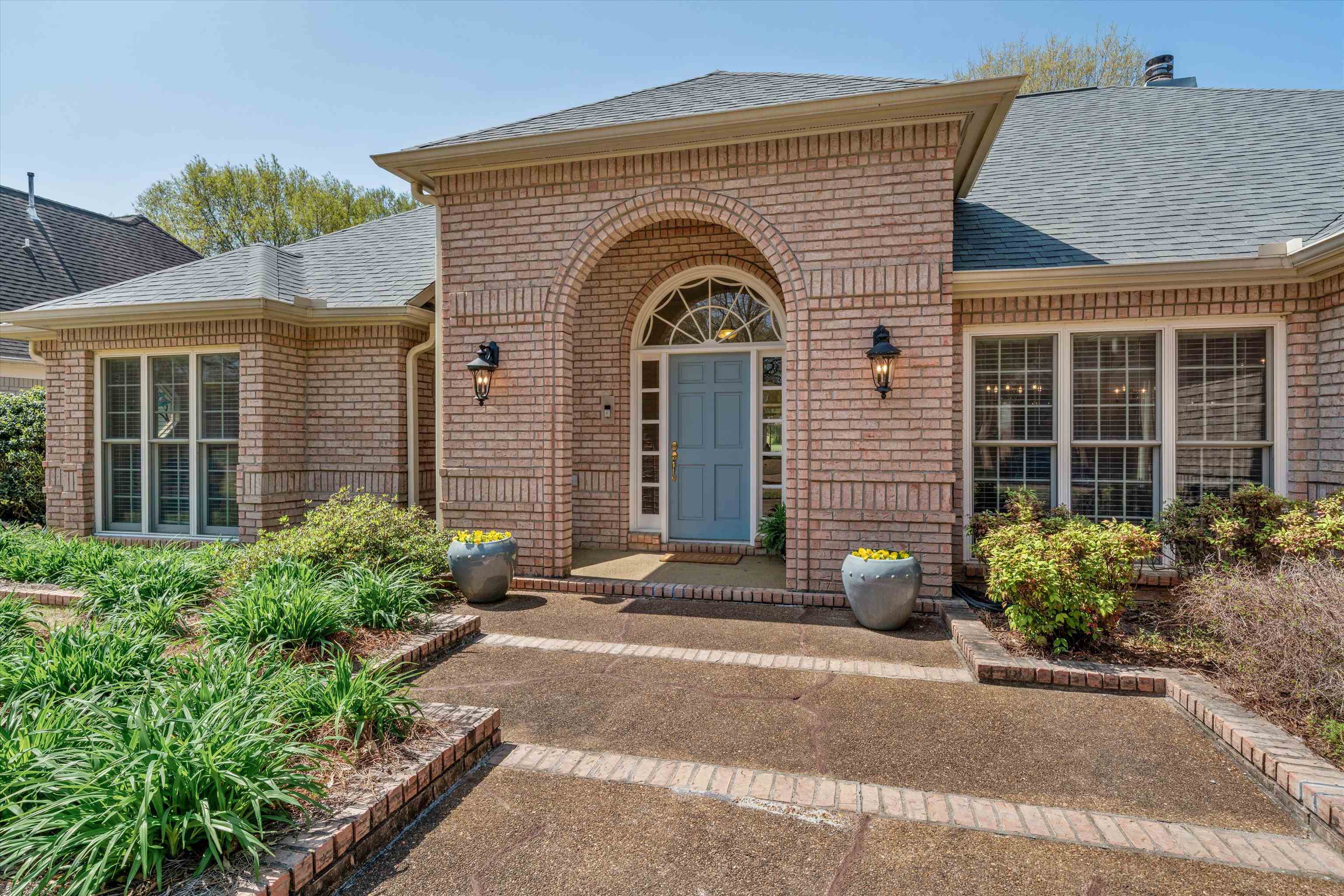 2535 Dibrell Trail Drive Collierville, TN 38017 - Photo 2 of 39