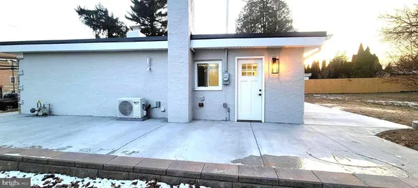 $3,200 | 602 Paxon Hollow Road, Broomall, PA 19008