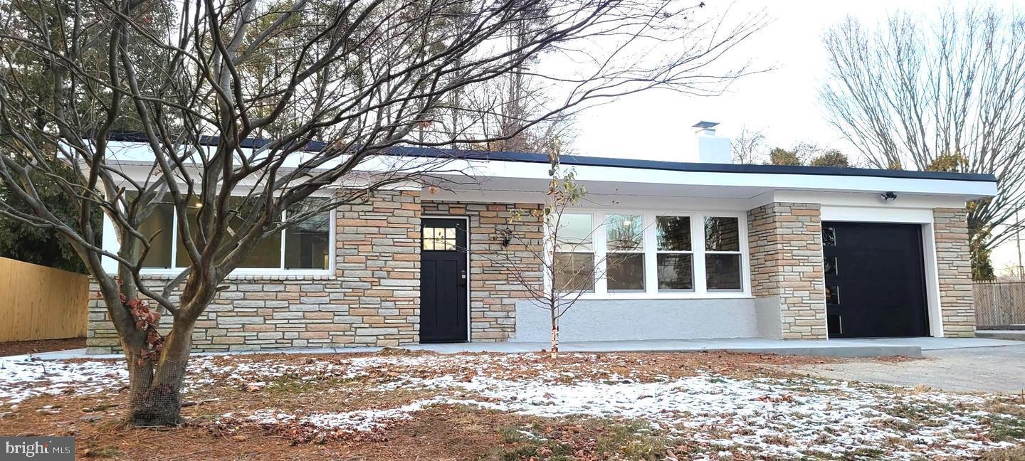 602 Paxon Hollow Road Broomall, PA 19008 - Photo 2 of 18