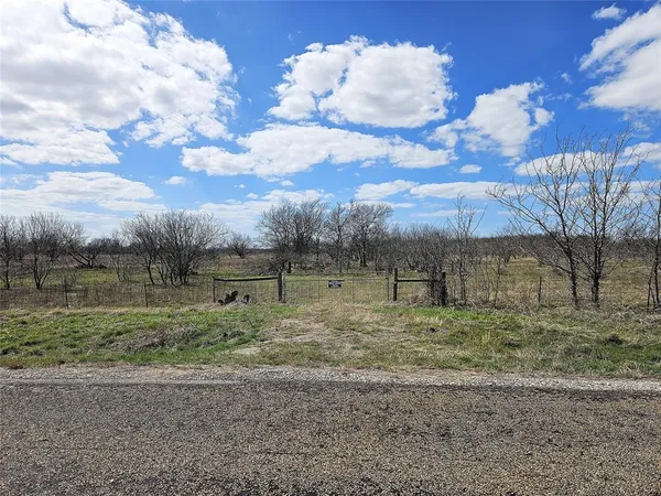 $60,000 | 339 St Groesbeck Tx 76642, Mart, TX 76664