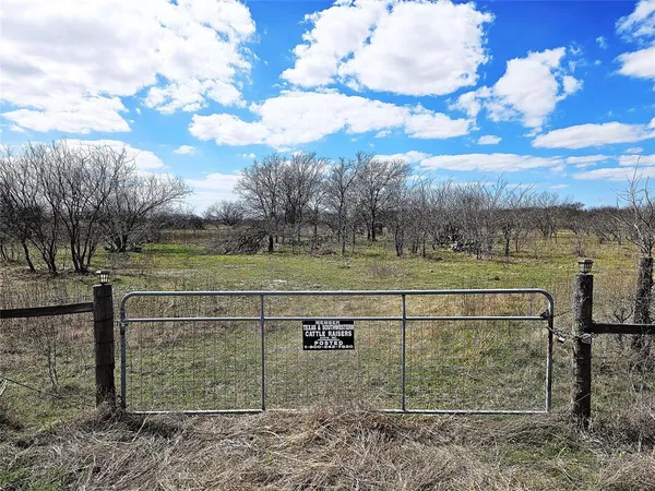 $60,000 | 339 St Groesbeck Tx 76642, Mart, TX 76664