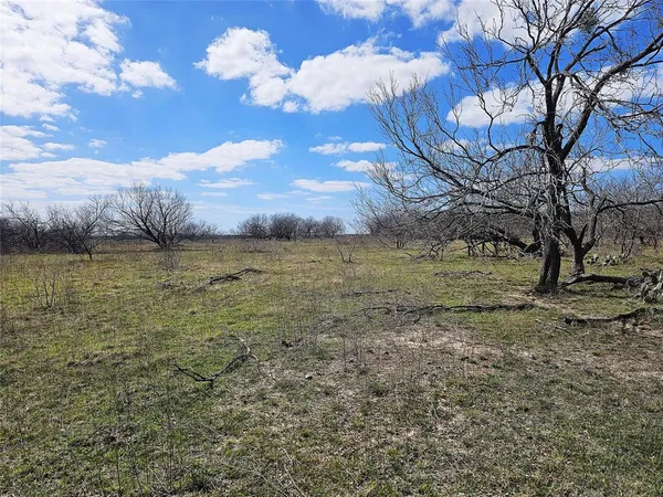 $60,000 | 339 St Groesbeck Tx 76642, Mart, TX 76664
