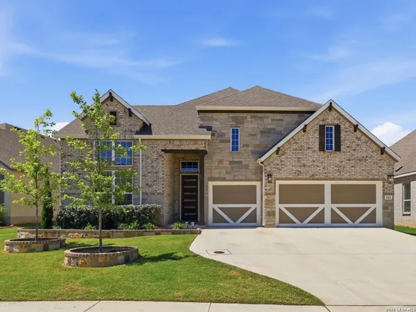 $649,000 | 111 Huntwick Drive, Boerne, TX 78006
