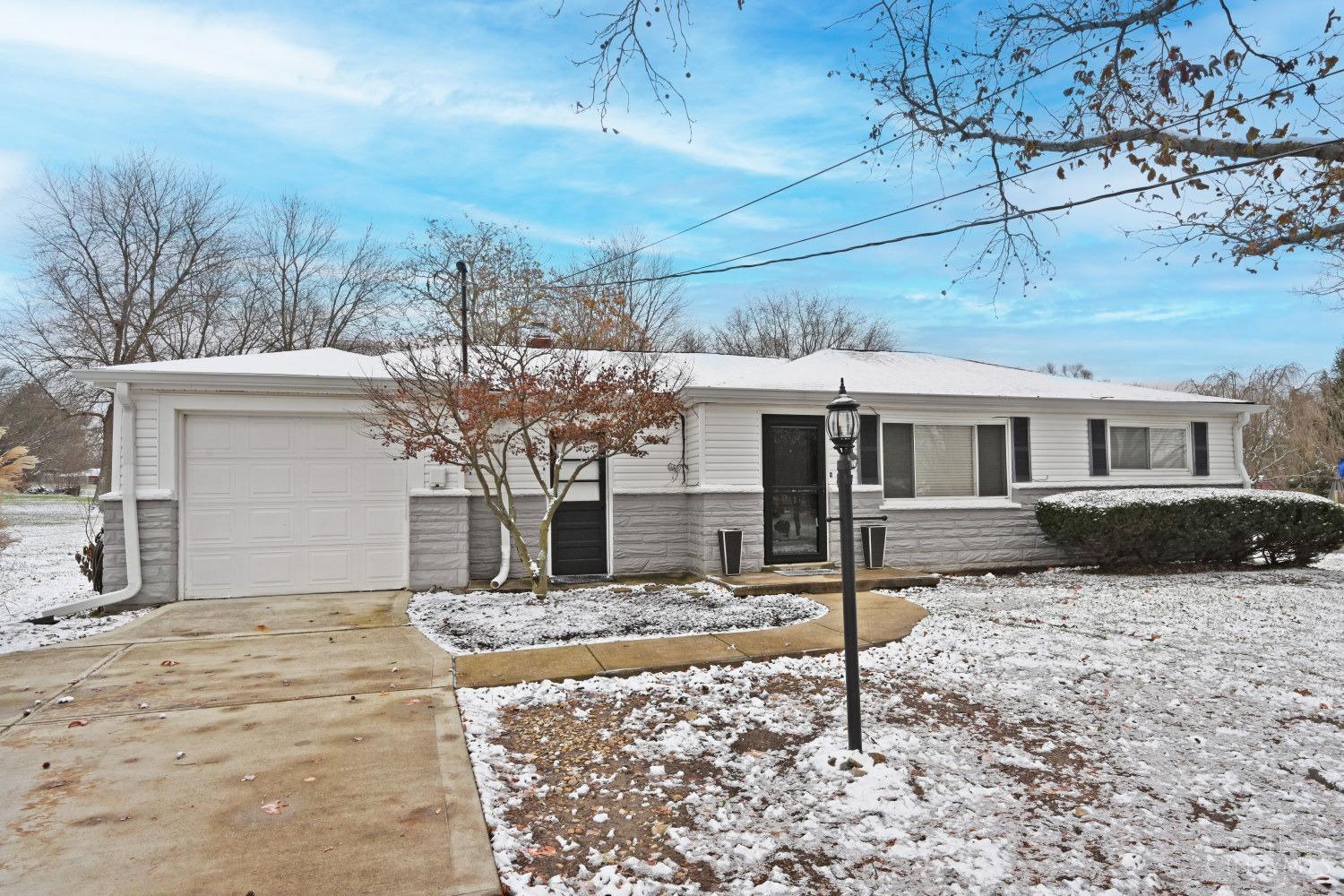 8950 Butler Warren Road Mason, OH 45040 - Photo 1 of 37 Gallery Image 1