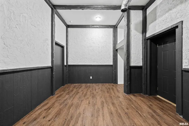 $555,000 | 2400 24th Street, Rock Island, IL 61201