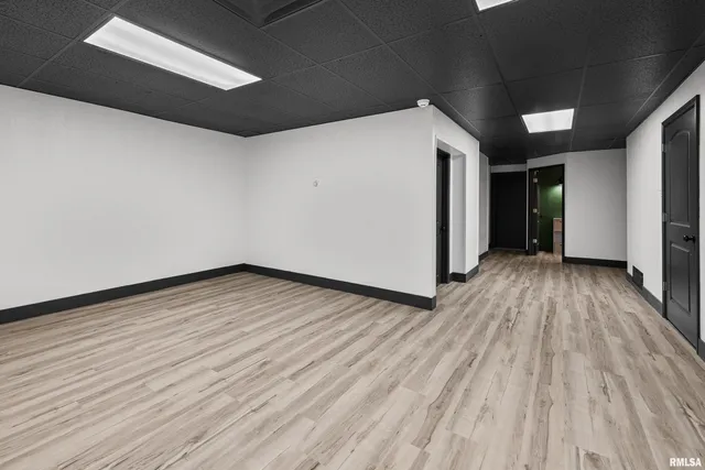 $555,000 | 2400 24th Street, Rock Island, IL 61201