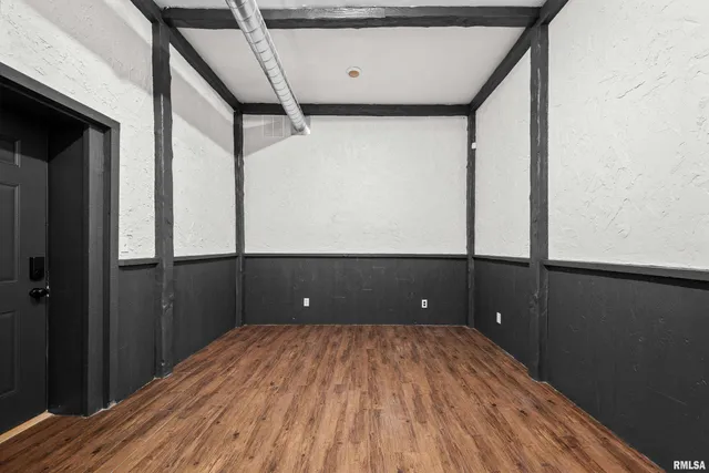 $555,000 | 2400 24th Street, Rock Island, IL 61201