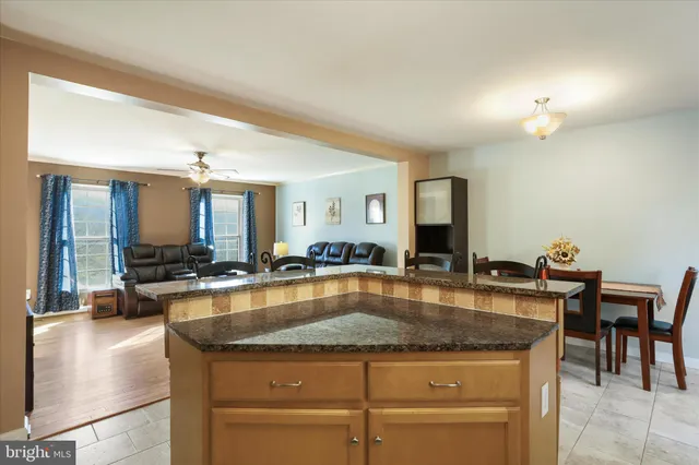 $499,900 | 275 Gap Road, Linden, VA 22642