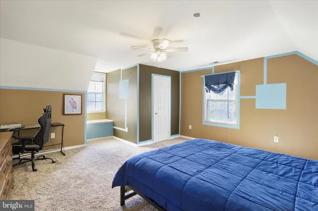 $499,900 | 275 Gap Road, Linden, VA 22642