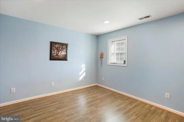 $499,900 | 275 Gap Road, Linden, VA 22642