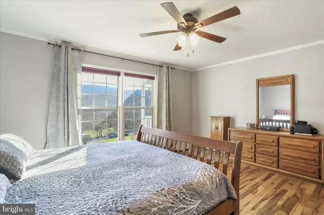 $499,900 | 275 Gap Road, Linden, VA 22642