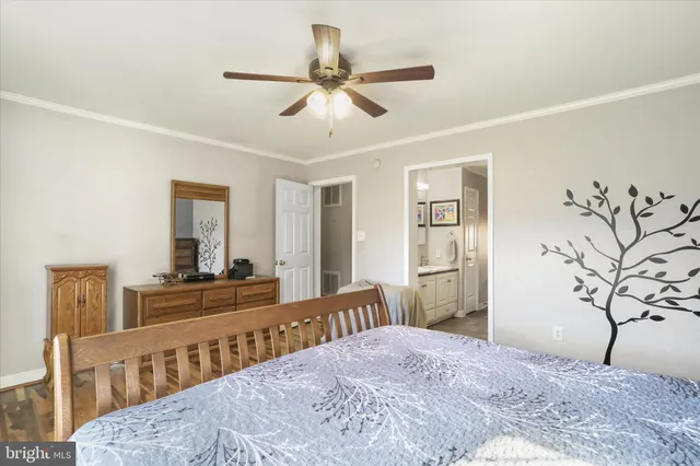 $499,900 | 275 Gap Road, Linden, VA 22642