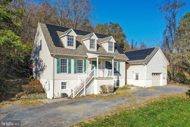 $499,900 | 275 Gap Road, Linden, VA 22642