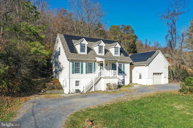 $499,900 | 275 Gap Road, Linden, VA 22642