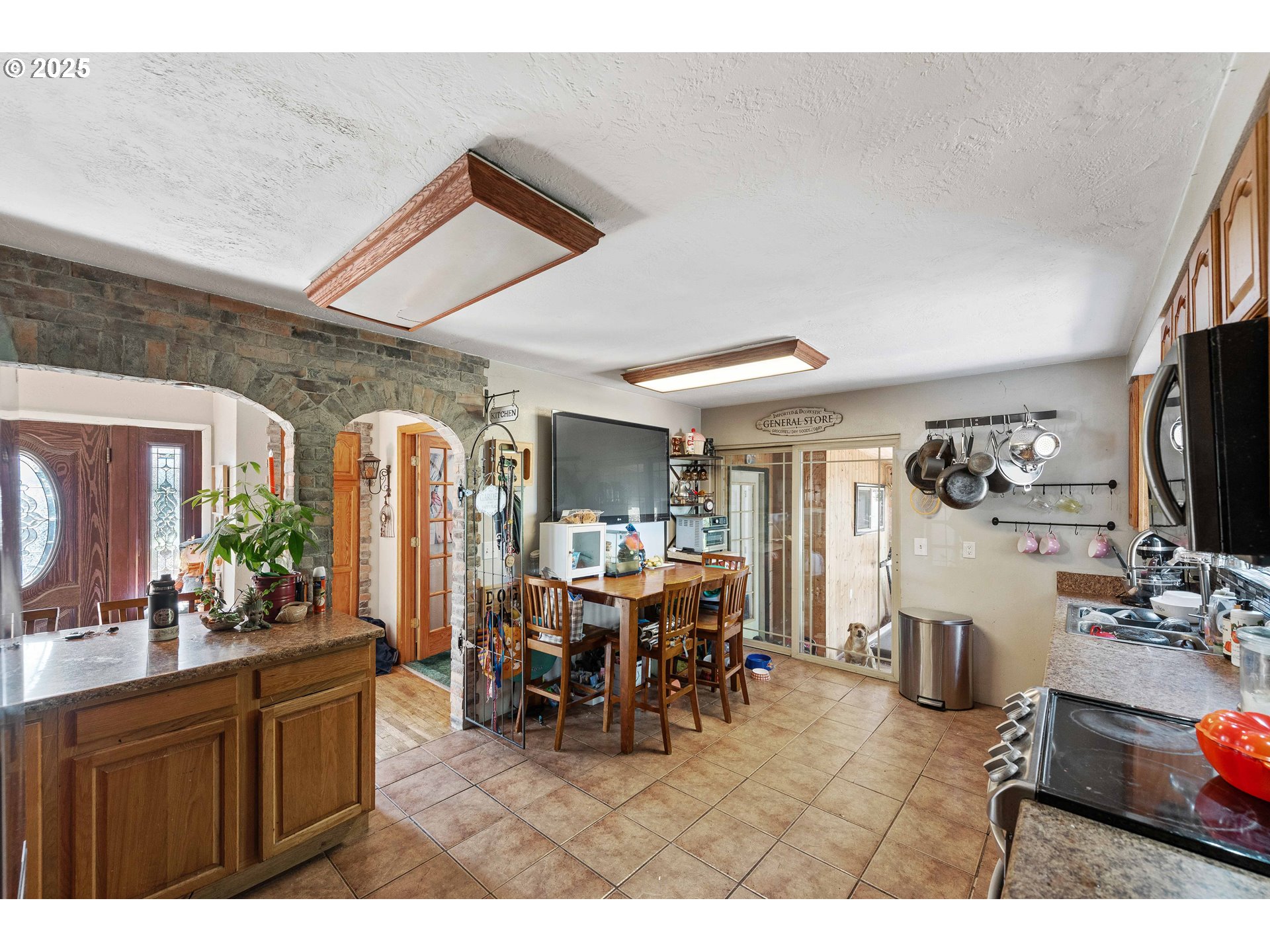 760 O'Connell Street North Bend, OR 97459 - Photo 11 of 35