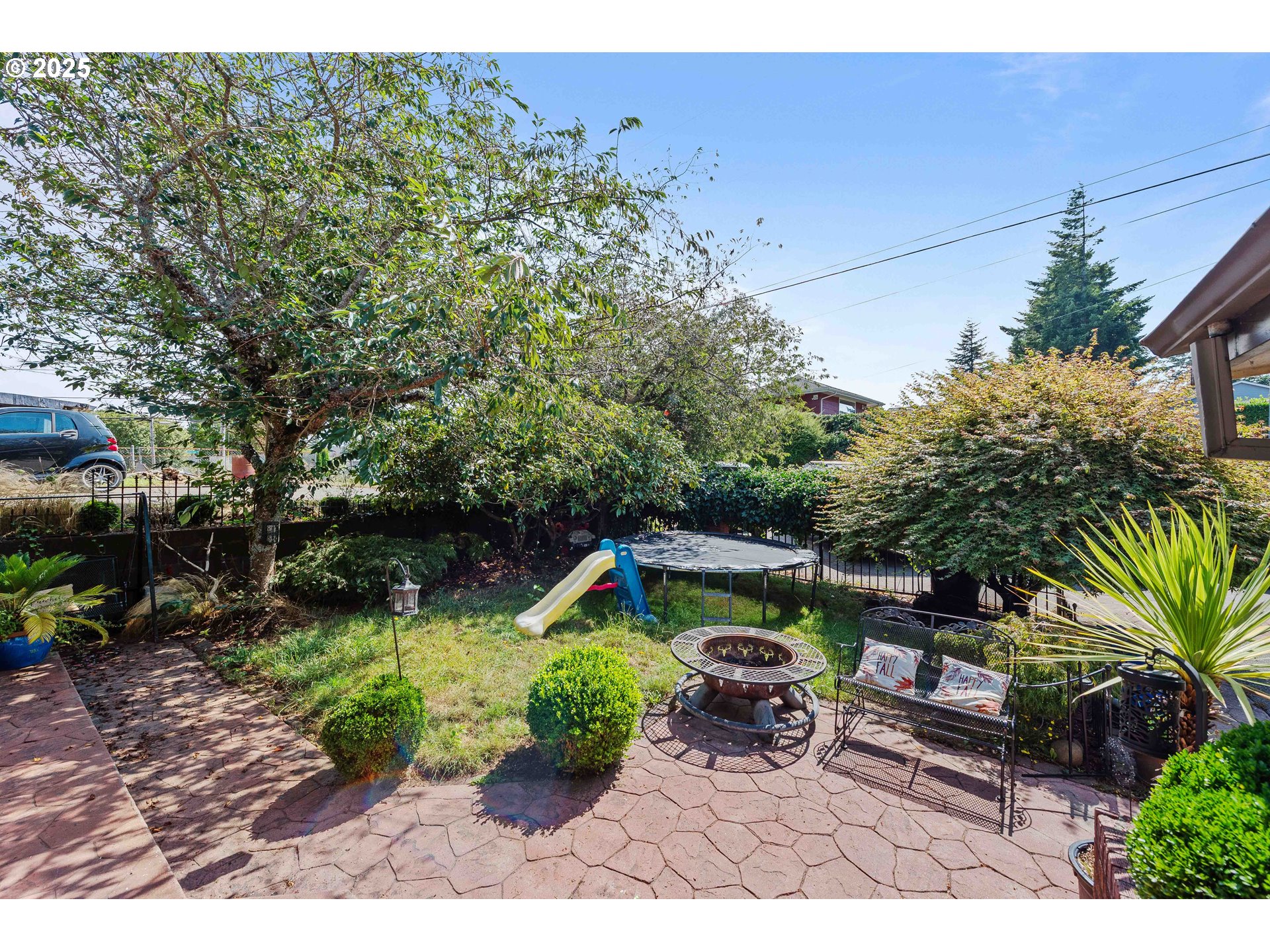 760 O'Connell Street North Bend, OR 97459 - Photo 29 of 35
