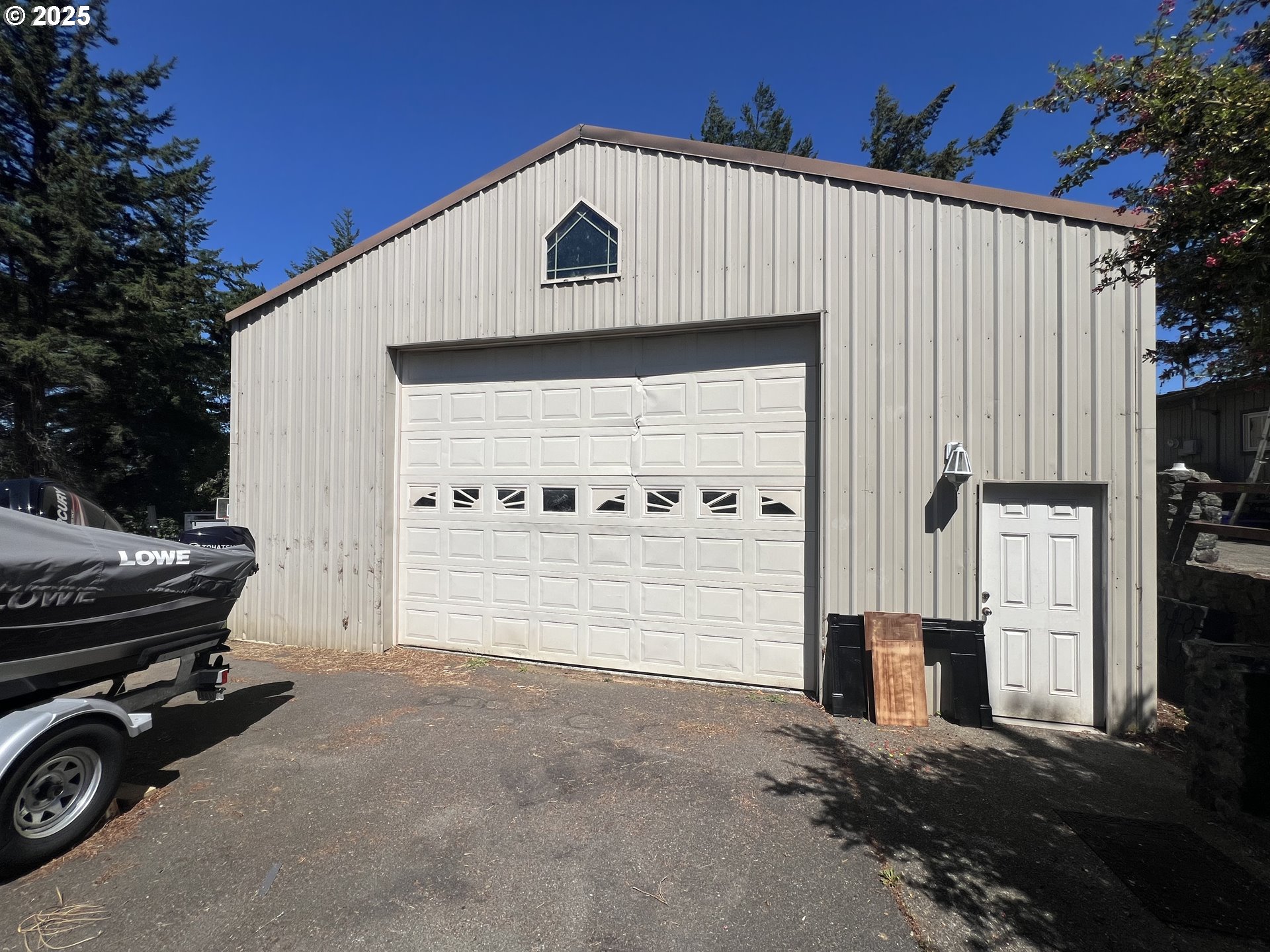 760 O'Connell Street North Bend, OR 97459 - Photo 30 of 35