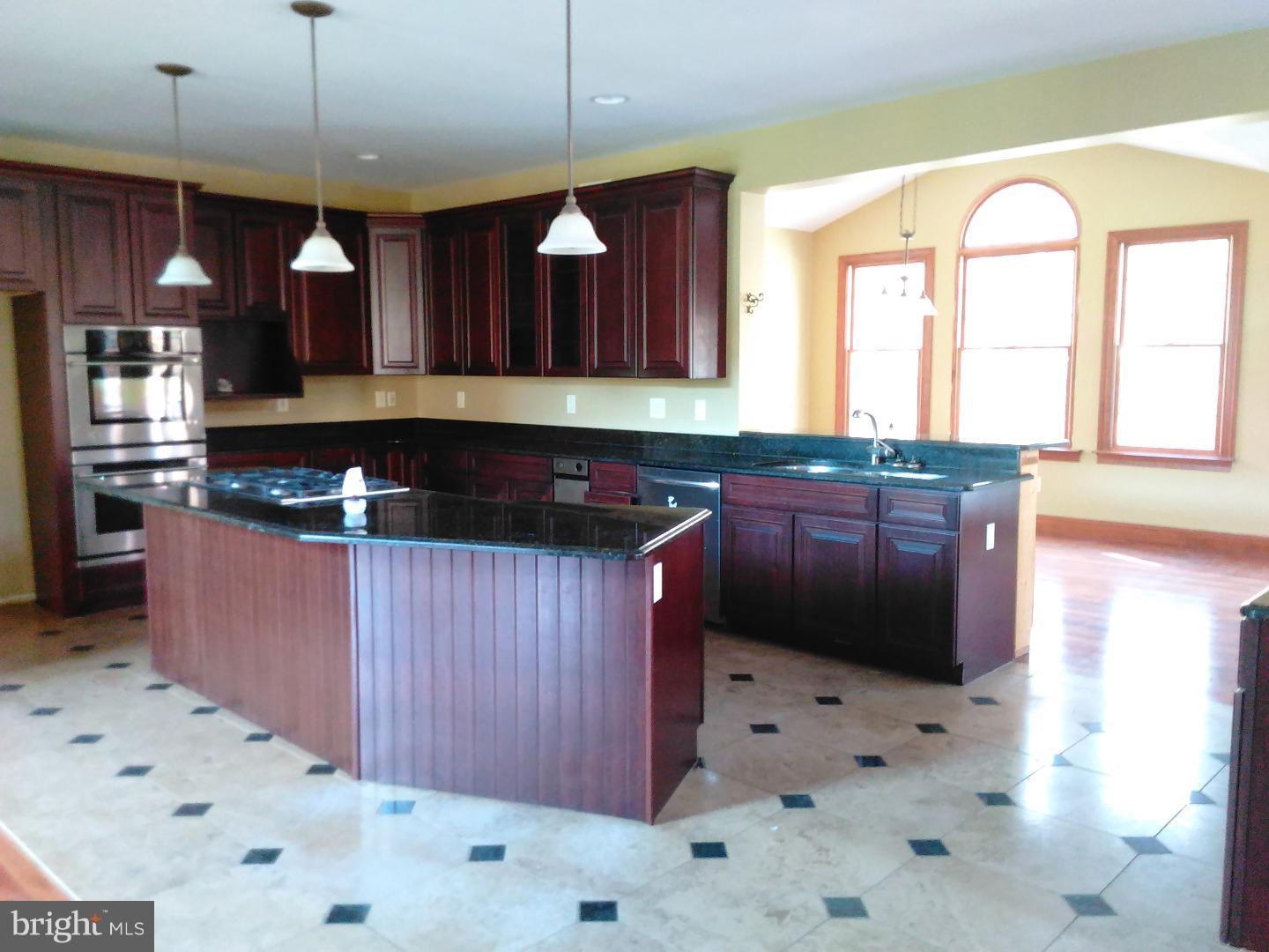 1305 New Brooklyn Road Berlin, NJ 08081 - Photo 7 of 25 Kitchen