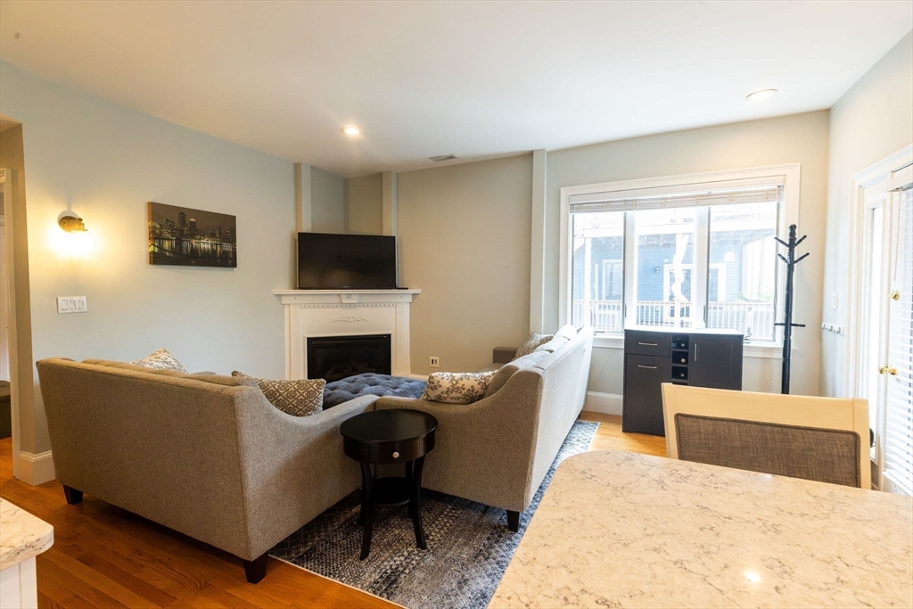549 East 3rd Street, Unit A2 Boston, MA 02127 - Photo 10 of 27