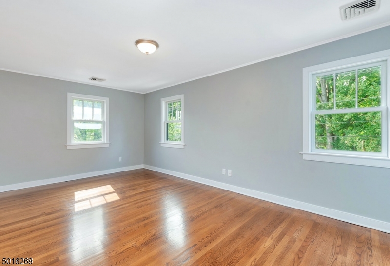 14 Shunpike Road Summit, NJ 07901 - Photo 14 of 25 Gallery Image 14