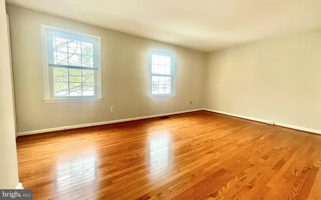 $3,200 | 7353 Crestleigh Circle, Alexandria, VA 22315