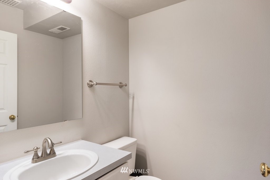 30875 State Rte 20, Unit C1 Oak Harbor, WA 98277 - Photo 10 of 20