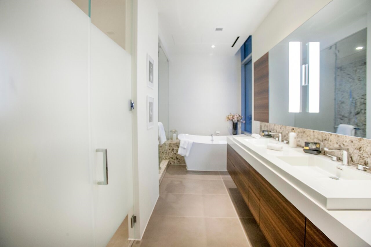 1020 Prospect Street, Unit 201 La Jolla, CA 92037 - Photo 6 of 25