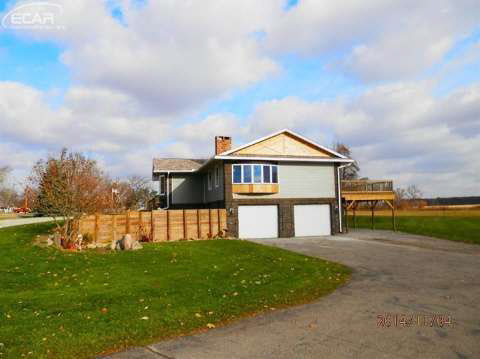1150 North State Road Owosso, MI 48867 - Photo 3 of 42 20424601-2.JPG